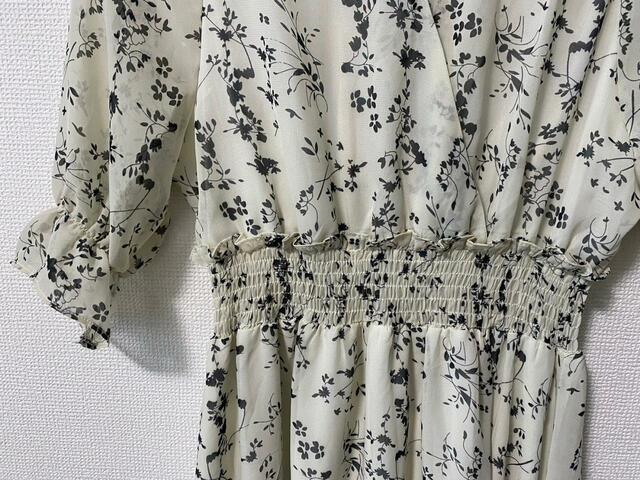 【DHOLICカシュクール花柄ワンピース】ウエストマークが高く、脚長効果あり！