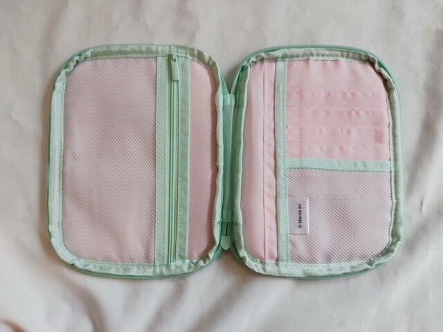 ポケットが充実