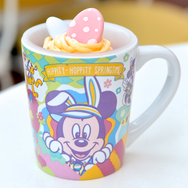 バニラ&ラズベリームース、スーベニアカップ付き