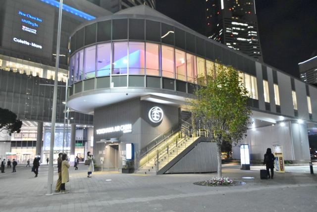 JR桜木町駅前からも乗車できる「YOKOHAMA AIR CABIN」