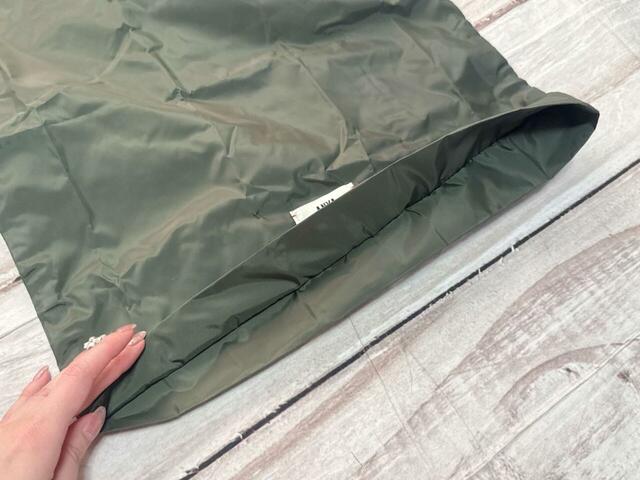 マチ付きなのがうれしいポイント