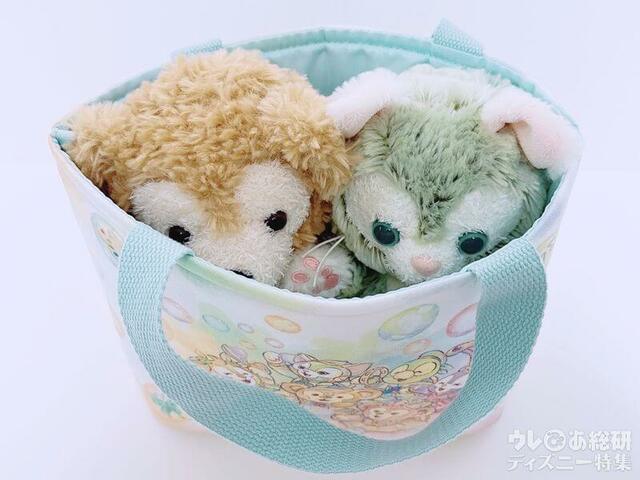 パペットがペアで入ります