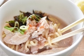 「いちご入り鶏白湯ラーメン」