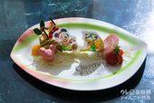 “クリスマス・ファンタジー”アフタヌーンティーセット｜東京ディズニーランドホテル「ドリーマーズ・ラウンジ」