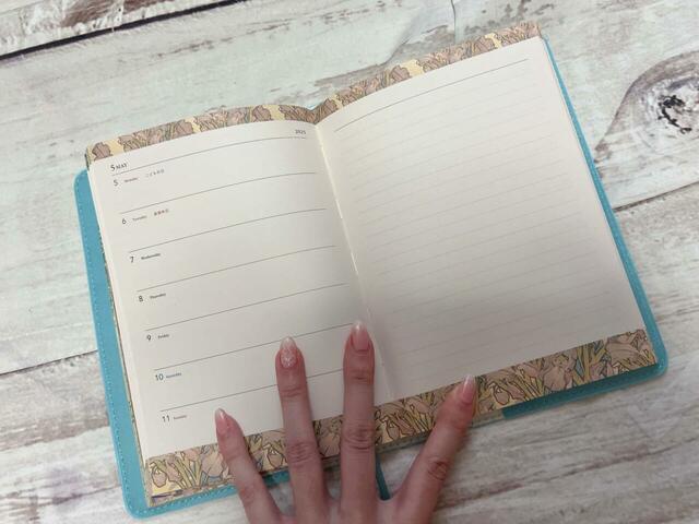 5月は「四つの花〜IRIS」