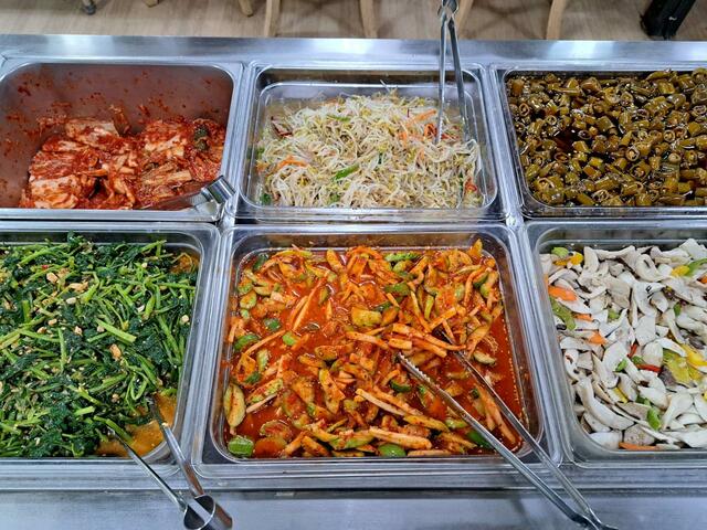 【気になる韓国、ソウルの今vol.31】「ヘドゥン韓食ブッペ」の前菜類