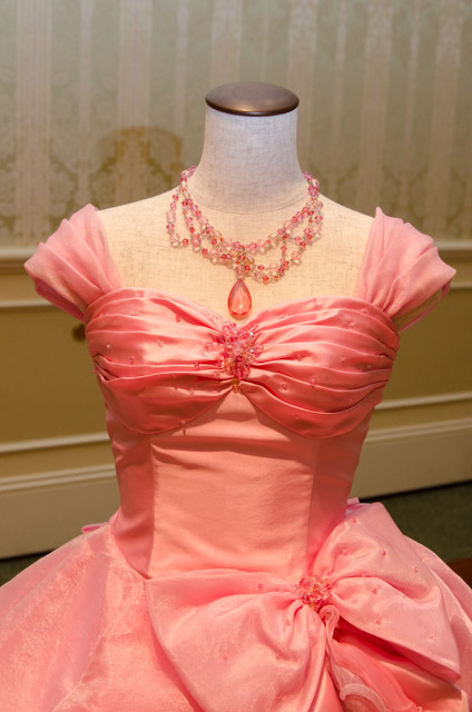 東京ディズニーランドホテル宴会場「シンデレラドリーム」でのウェディングプログラム「ディズニー・ロイヤルドリーム・ウェディング」©Disney