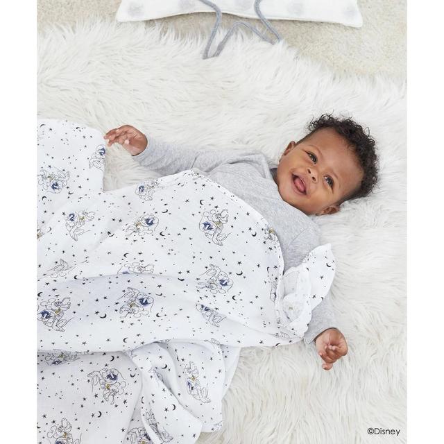 aden+anais essentials