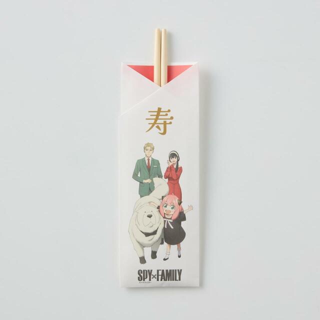 「おせち・二段重TVアニメ『SPY×FAMILY』(付属品一例)」<価格:21,900円(税込)>【【2027年おせち】個食スタイルのおせちも登場!「スヌーピー」「SPY×FAMILY」「サンエックスユニバース」「ムーミン」全4種の予約がスタート!】