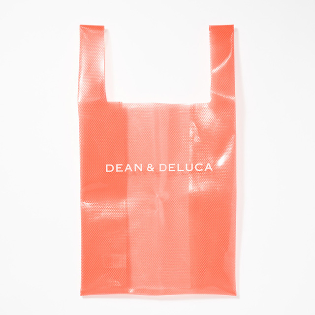 「ショッピングバッグ EVA コーラルオレンジ」＜価格：2,640円（税込）＞【【DEAN＆DELUCA】雨の日も待ち遠しくなるジューシーカラーの「ショッピングバッグ EVA コーラルオレンジ」数量限定で発売！】