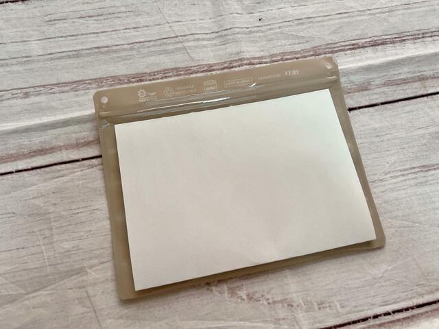 「The Filler」サイズはA5が入るサイズ感