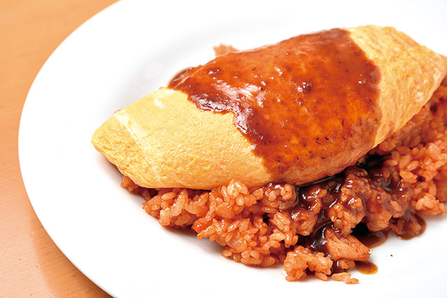 UCHOUTEN（東池袋）　日本一こだわりたまごのデミグラスソースのオムライス 1780円　店主が目利きした良質なこだわり卵を4個使用したふわとろオムライスも定番の人気メニュー。