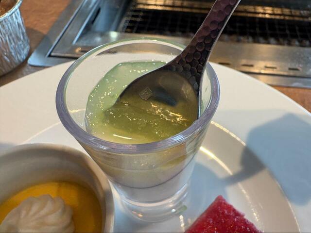 【プレミアムカルビ　杏仁メロン】焼肉の後でもすっきりと楽しめる味！(8月末までの期間限定）