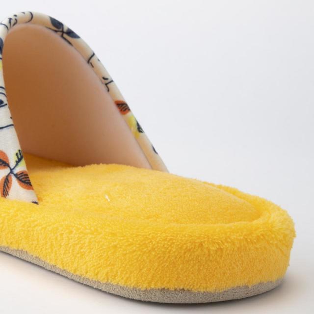 ディズニー外縫いスリッパ＜プーさん＞