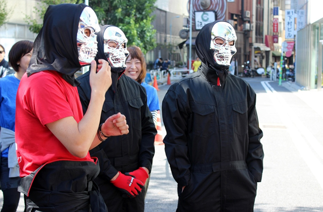 いす同士の熾烈な戦い! 「いす-1」グランプリの模様