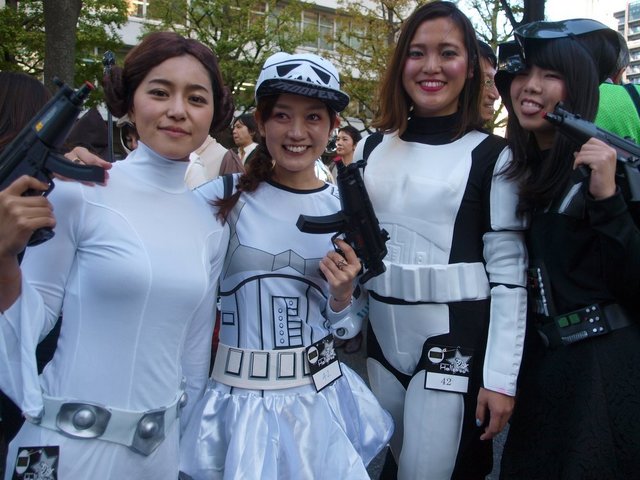 カワサキハロウィン＆スターウォーズパレード