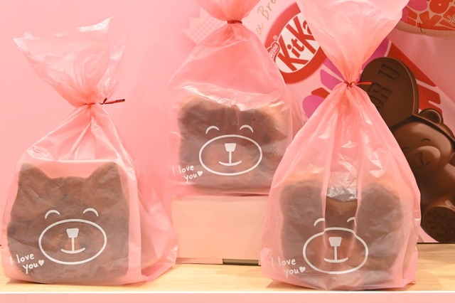 ピンクの袋、並ぶとかわいい…！