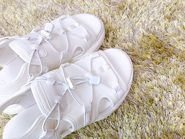 【ワークマン スポーツサンダルII】清潔感のあるホワイトを選択