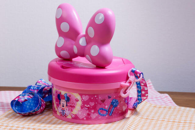 ポップコーン、バケット付き 3000円|ななめからの図