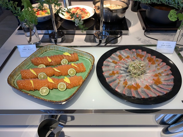 お刺身もいろいろと味わえる