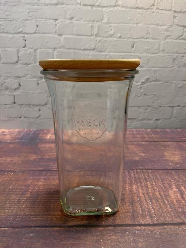 【ナチュラルキッチン】WECK Quadroglas （クアドログラス）795ml／税込550円・WECK 木蓋 L／税込550円