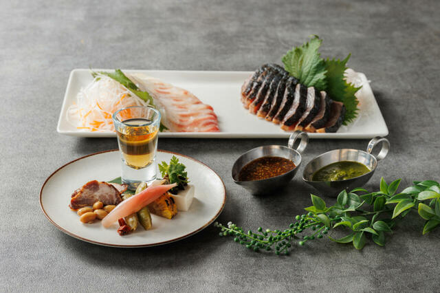 「モダンチャイニーズディナーブッフェ」＜期間：2025年8月6日＞ 【【1日限定】5段重ねの「HALOW蒸籠タワー」登場！2025年8月6日に一夜限りのディナーブッフェ開催！】