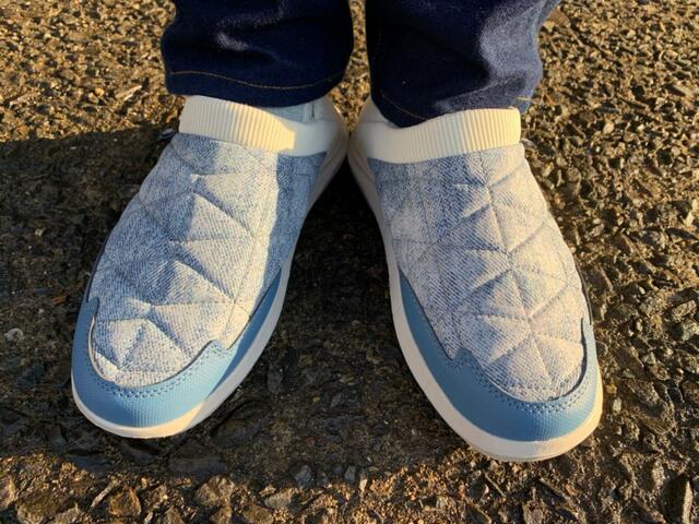 【ワークマン トレッドモックECO クラッシュデニム】淡い色合いのデニム風が合わせやすい