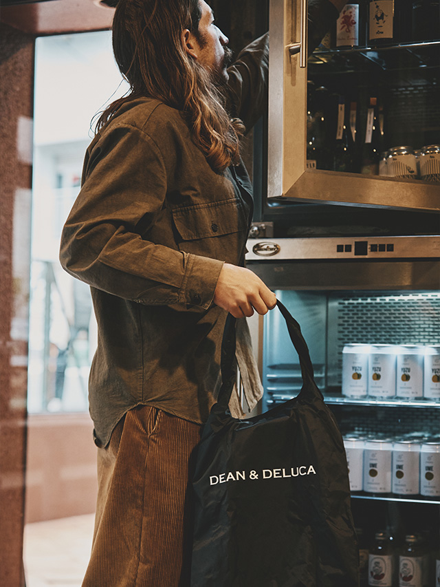 【DEAN ＆ DELUCA×BRIEFING／サコッシュトートバッグ】シーンに合わせて使い分けられる2WAY仕様が凄い！