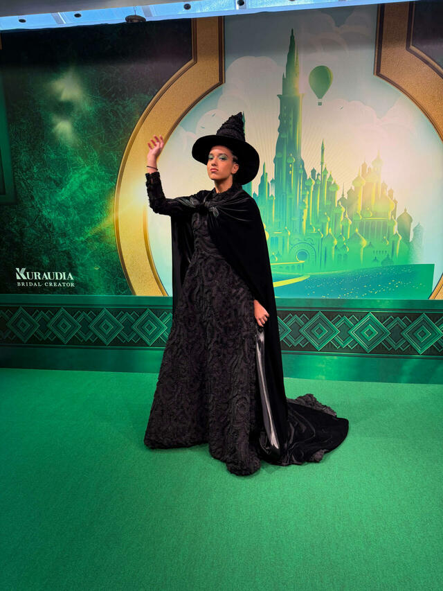 【クラウディア】『ウィキッド』新作ウェディングドレス