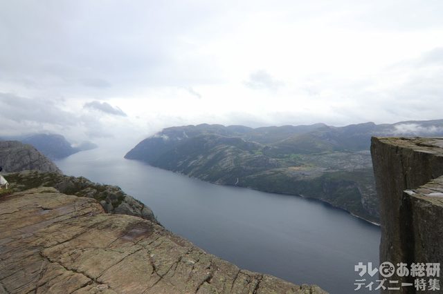 リーセフィヨルドはノルウェーでも有数の美しいフィヨルドです