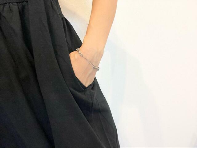 【FREAK'S STORE ウエスト ギャザー 切り替え ワンピース】両サイドにはポケット付きで便利！