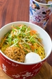 鶏の肉みそとベジタブルの 冷やし麺（エッグ入り） セット  990 円  ※夏季限定メニュー 