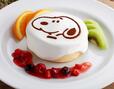 「スヌーピーのヨーグルトホイップパンケーキ」＜769円（税込：845円）＞【「ジョイフル×ピーナッツ コラボキャペーン」開催】