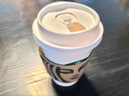 スタバ ダイエット中もok 低カロリードリンク 5選 おすすめカスタマイズ 写真 6 17 うまいめし