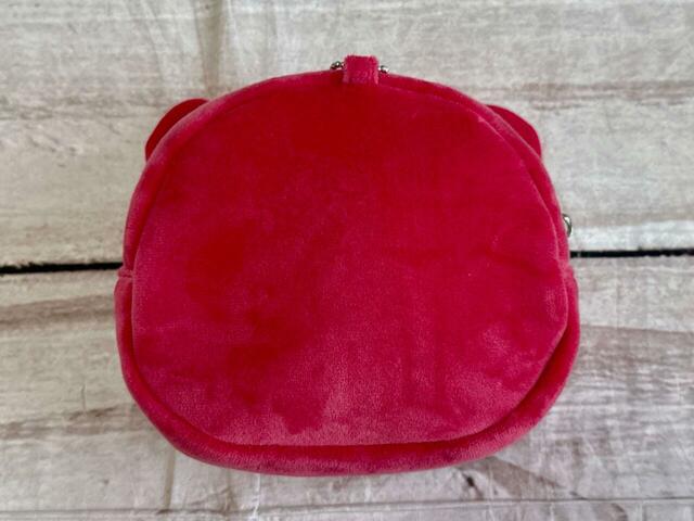 滑らかな手触りの生地で、まるでぬいぐるみを撫でているよう♪