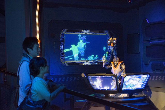 おしゃべりなドロイド達