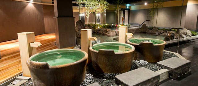 「神州温泉 あるごの湯」（大阪・豊中市）