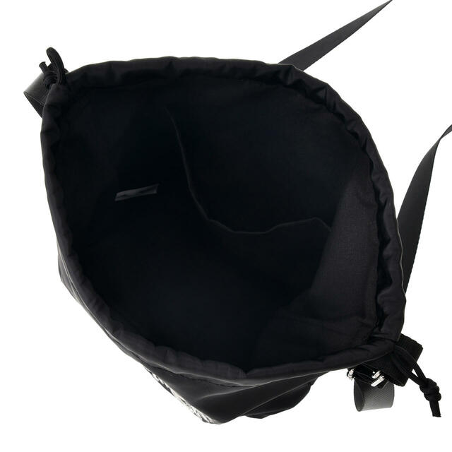 ルシファー、ジャック＆ガス ショルダーバッグ チャーム付き DISNEY CAT DAY 2026 4,500円