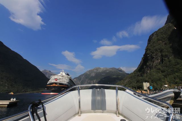 水面がとても近いので海の上を走っているかのようです