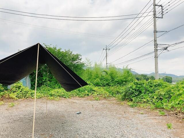 【ワークマン 電動ドライバー対応スクリューペグ 25cm】程よい重厚感でしっかり固定