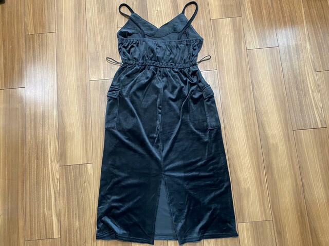 【しまむら ワンピース+プルオーバーセット】つるんとしたベロア生地が高級感あり