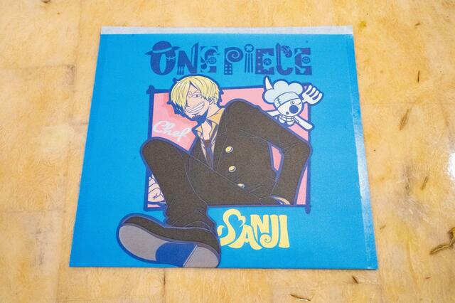 サンジ特製 ポークリブの香草焼き～ハニーマスタード～ 850円｜ユニバーサル・スタジオ・ジャパン「ワンピース・プレミア・サマー2023」スペシャルメニュー