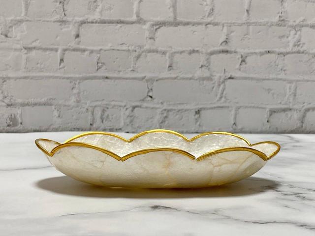 【ナチュラルキッチン】金縁カピスシェルトレーフリル／税込330円