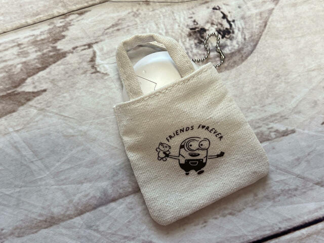 イヤホンなどの細々したものの収納にぴったり