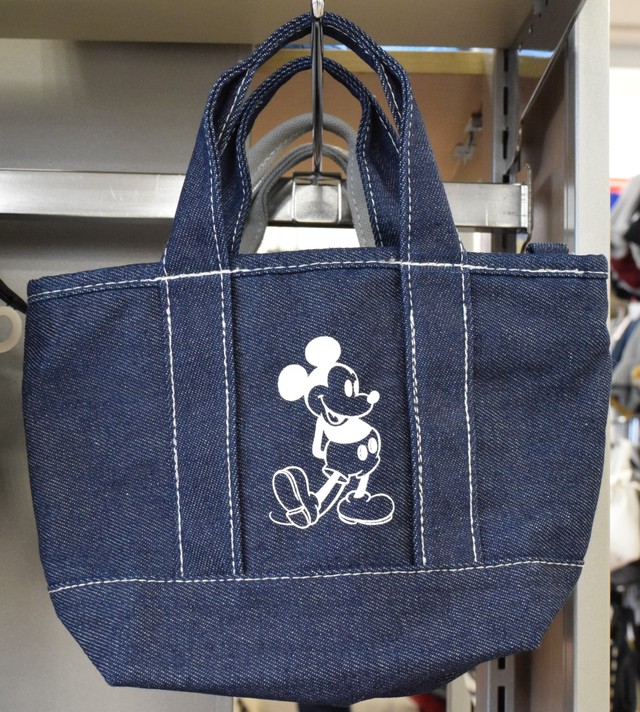 ショルダーポーチ