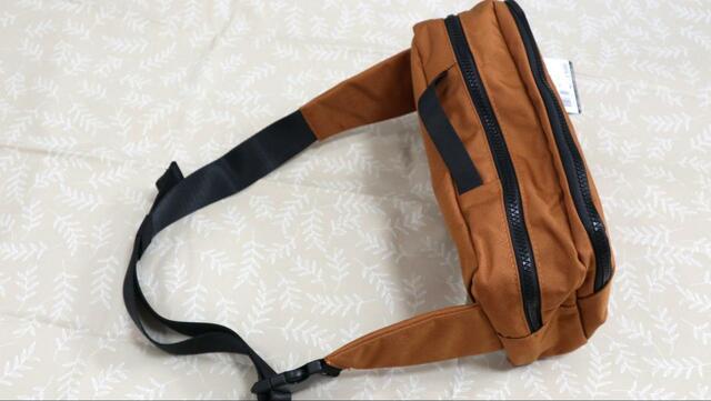 【ワークマン スクエアボディバッグ】荷室が2つあるので貴重品とその他とを分けられる