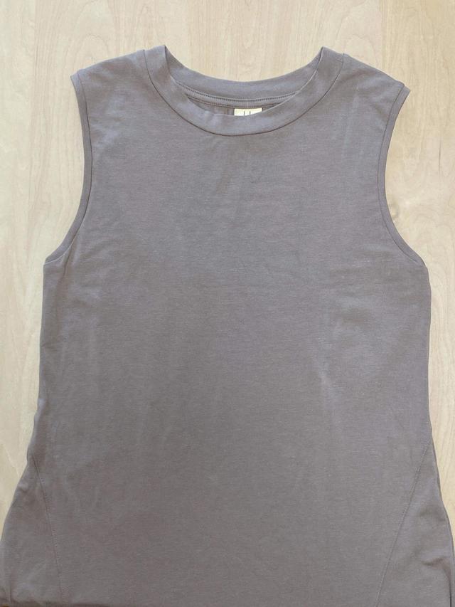 【UNIQLO（ユニクロ）】ロングフレアワンピース（ノースリーブ）／税込1,990円