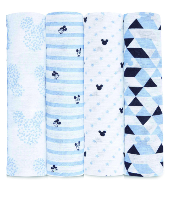 スワドル　4枚入り　（サイズ：112 x 112 cm）希望小売価格　5,200円＋税