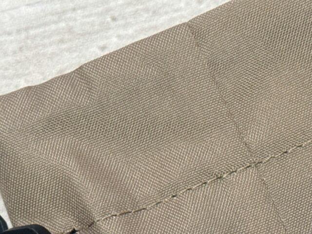 素材はポリエステル。コールマンらしい、しっかりとした厚手の生地