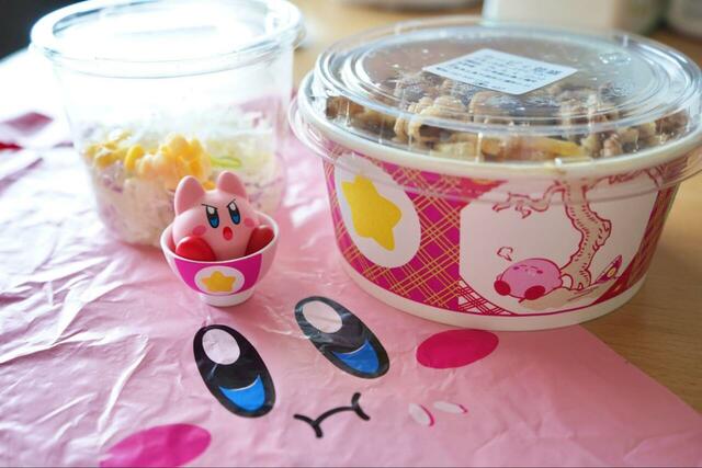 【カービィと吉野家のまんぷく大作戦】店舗には朝から列ができ、整理券が配布されました。